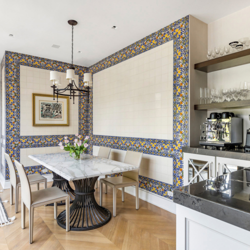 Image of the interior of a transitional signature estate home built by Michael Bennett Homes®