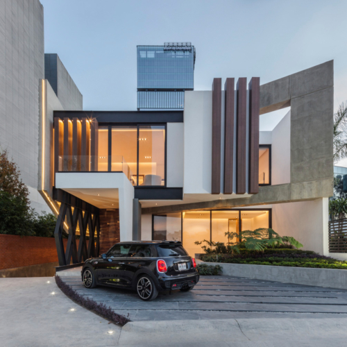 Image of a custom home exterior built by Michael Bennett Homes® in Miami, FL